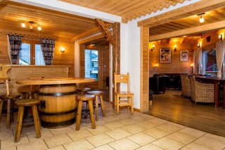 HOTEL ALPAKA CHATEL Hotel Bed Breakfast Village centre