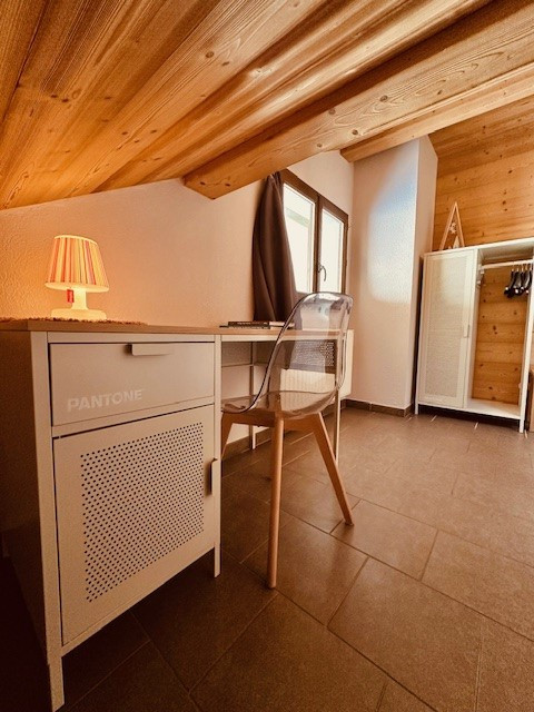 Flat for 12 people in Chalet Val d'Or in Chatel, Double room with desk	