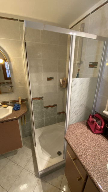 Apartment 1268, shower room, Châtel Les Portes du Soleil