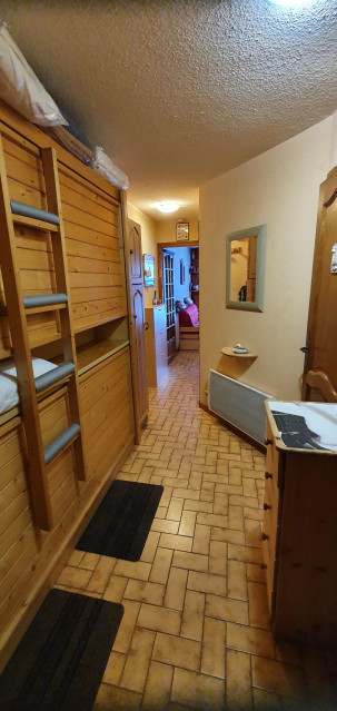 Appartement 16 Orée des Pistes, Châtel, Entrée avec lits rabattables, Piste de ski 74