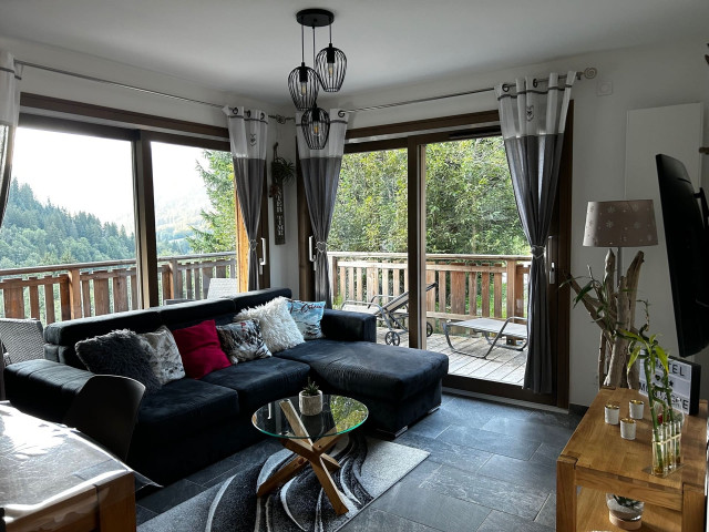 Apartment Chalet des Freinets, Living room, Châtel Family holidays