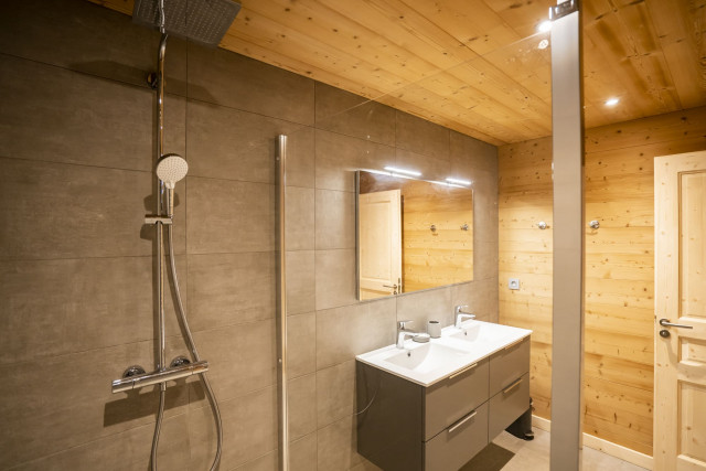 Apartment in chalet 3 Fontaines, Bathroom, Châtel Ski equipment
