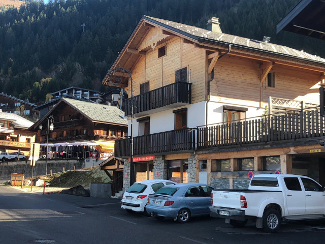 Apartment in Chalet l'Ourson, Chatel, Outside view, Ski slopes 74