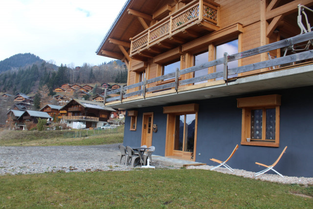 Appartment in chalet le bois joli, view from the chalet, Châtel Abondance valley