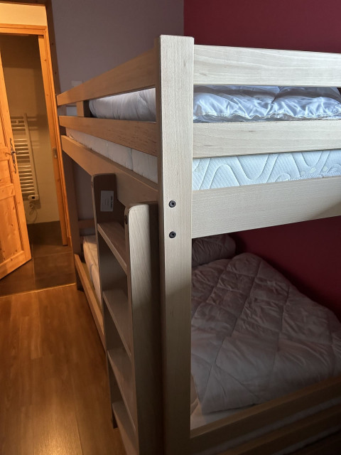 Apartment Clos des Oursons, Bedroom 2 bunk beds, Chatel Reservation 74390