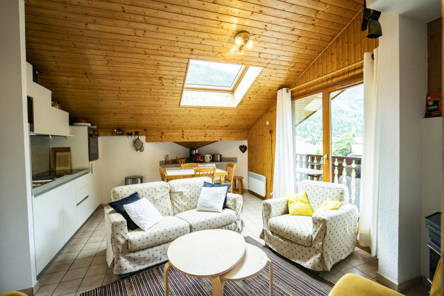 Appartement Forsythia, Séjour avec poêle à bois, Châtel Haute-Savoie