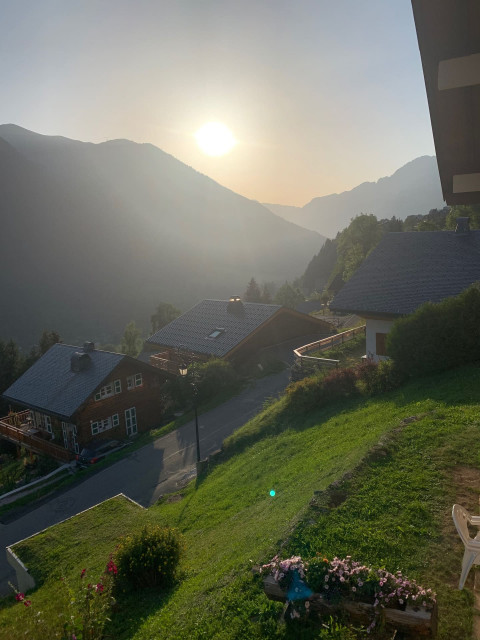 Apartment The Sorbiers n°7, Balcony view in summer, Châtel Mountain holidays