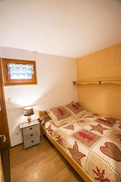 Appartement Linga 201A, chambre lit double, Châtel Les Portes du Soleil