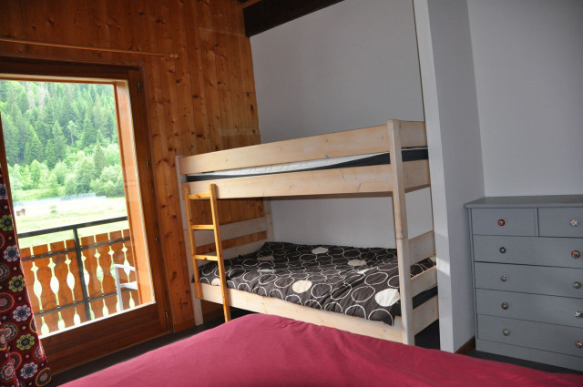 Apartment n°3 in chalet The Bouquetins, Bedroom, Châtel Mountain 74