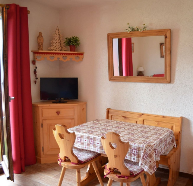 Apartment Perchoir 9, Living room, Châtel, Portes du Soleil