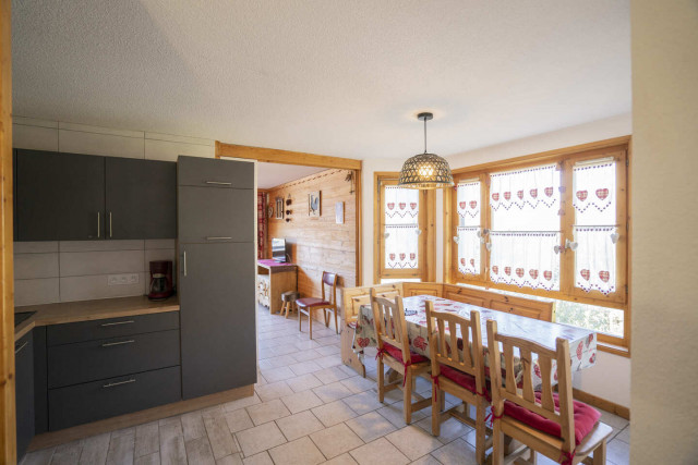Apartment Val Pierre A3, Dining room and kitchen, Châtel Chairlift 74