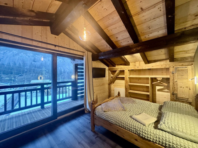 Chalet Cervin, Bedroom double bed, Ski holidays 74