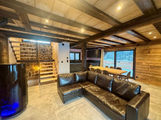 Chalet Cervin, Living-dining room and kitchen, Haute-Savoie