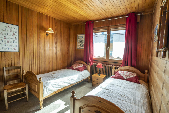 Chalet Jacrose, Bedroom 2 single bed, Châtel Ski holidays