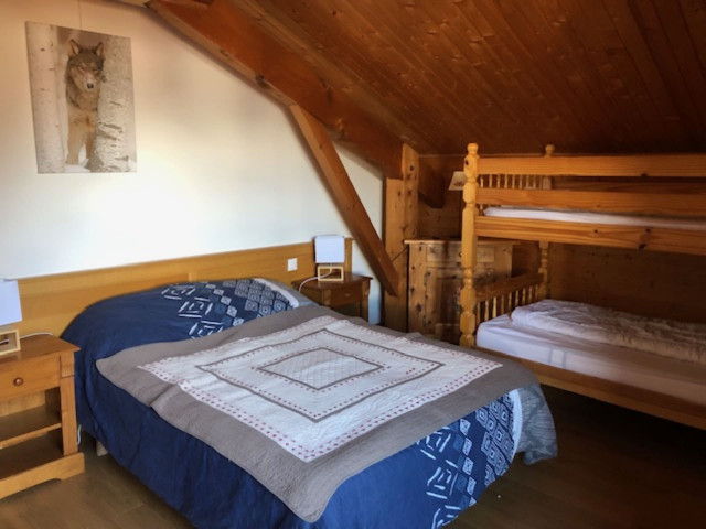Chalet l'ORME, Bedroom double bed and bunk bed, Châtel Haute-Savoie