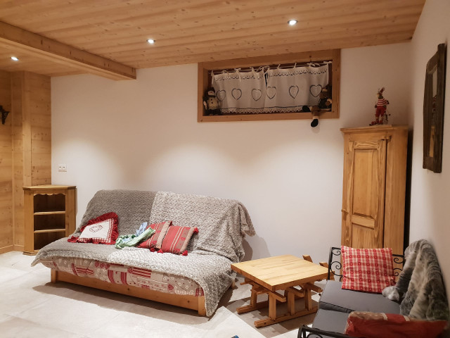 Chalet The Calèche, Bedroom with convertible sofa, Châtel Snowboard