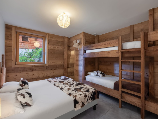 Chalet le Mille Cent, Chatel, Bedroom 2 single beds + 2 bunk beds, Snow week-end 74