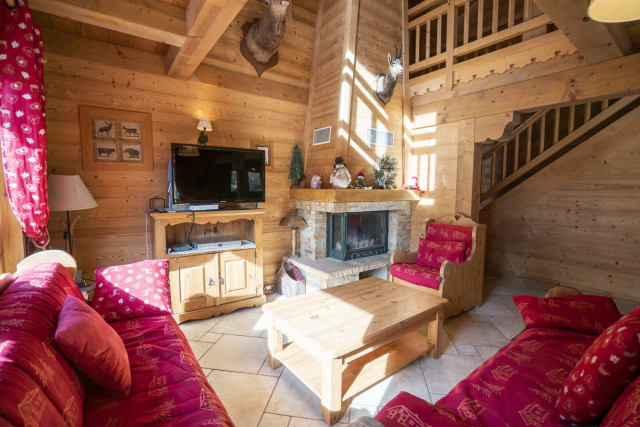Chalet Le Noisetier, living room with TV, Châtel Vallée d'Abondance