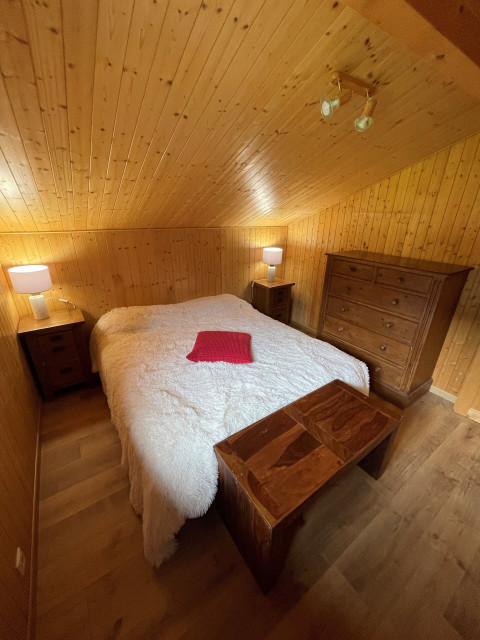 Chalet Le Rêve, Chambre lit double, Châtel Télésiège 74