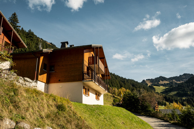 Chalet Les Tournesols, le chalet de l'extérieur, Châtel