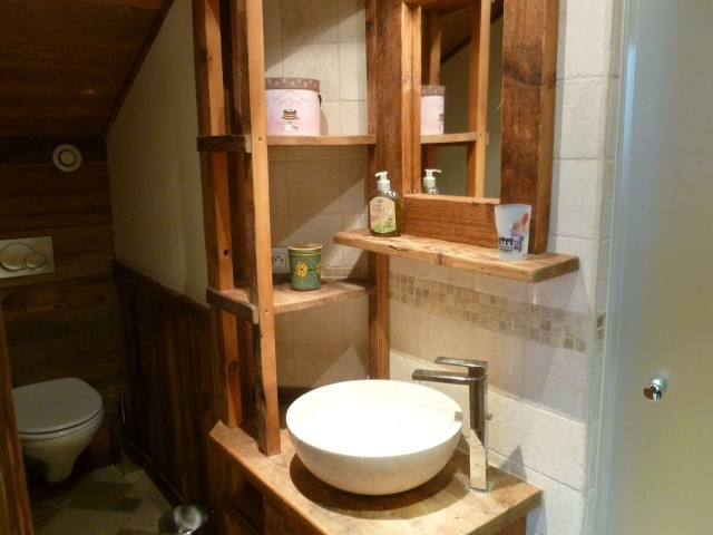 Chalet Les Tournesols, Shower room with WC, Châtel Chatel 74