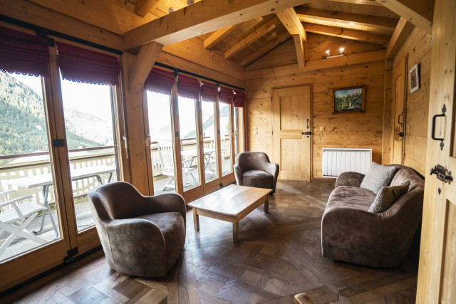 Chalet Lou Bochu, living room with view, family holiday mountain