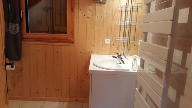 Chalet Namalou, Shower room with WC, Châtel Reservation