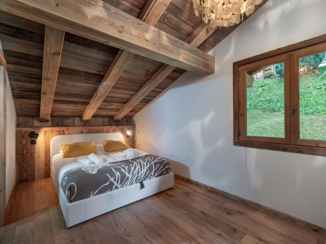 Chalet W, Bedroom double bed, Châtel Mountain 74