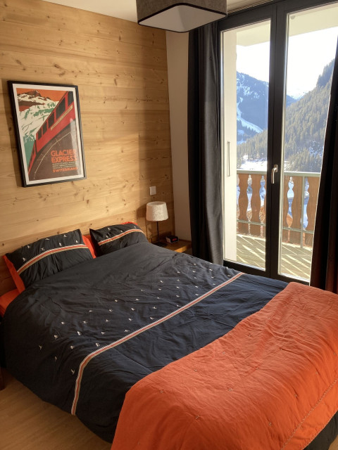 Residence Le Morclan n°15, Bedroom double bed, Châtel Chairlift 74