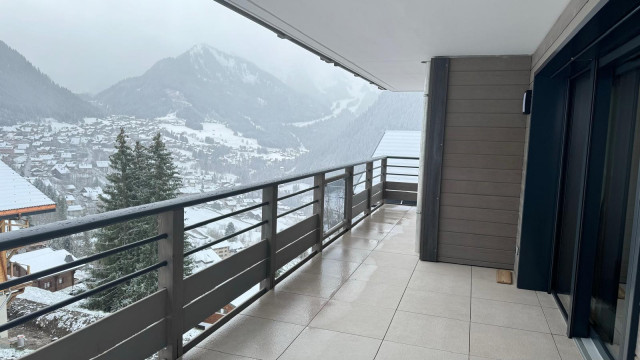 Résidence Thélème, Appartement 501, Balcon, vue sur le village, Châtel