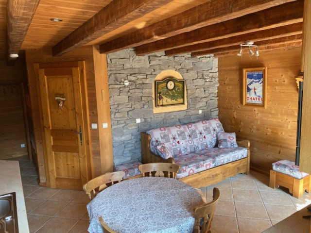 Studio Les Brames, fully equipped living room, Petit Châtel 74