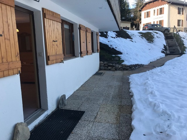 Accès Appartement 19 Résidence Les Fioles à Châtel, au rez de chaussée