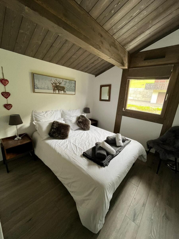 Half-chalet Alpaga C, Châtel, double bedroom