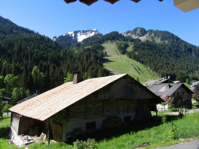 Apartment in chalet Perthuis, Balcony view, Châtel Mountain