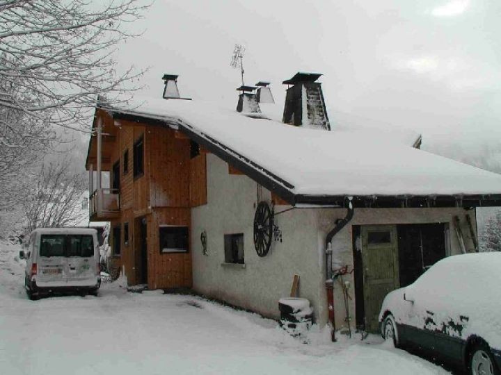 Apartment La Couqueille Outside Châtel France