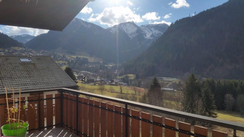 Appartement n°16 dans résidence Champs Fleuris, Balcon, Châtel, Soleil été