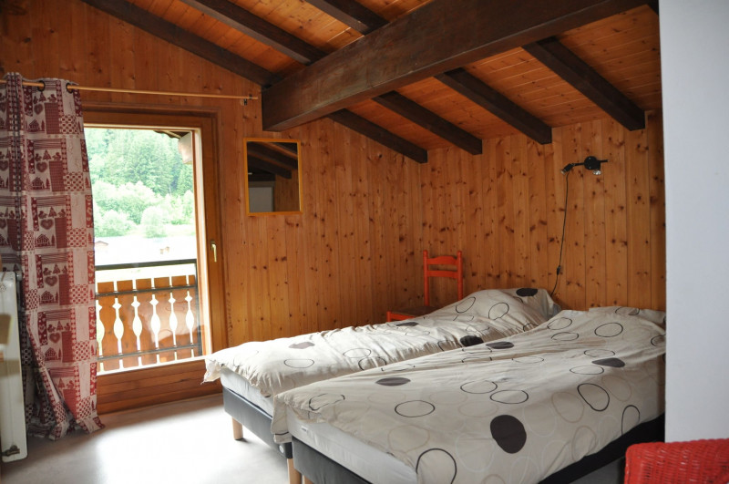 Apartment n°3 in chalet The Bouquetins, Bedroom, Châtel French Alps