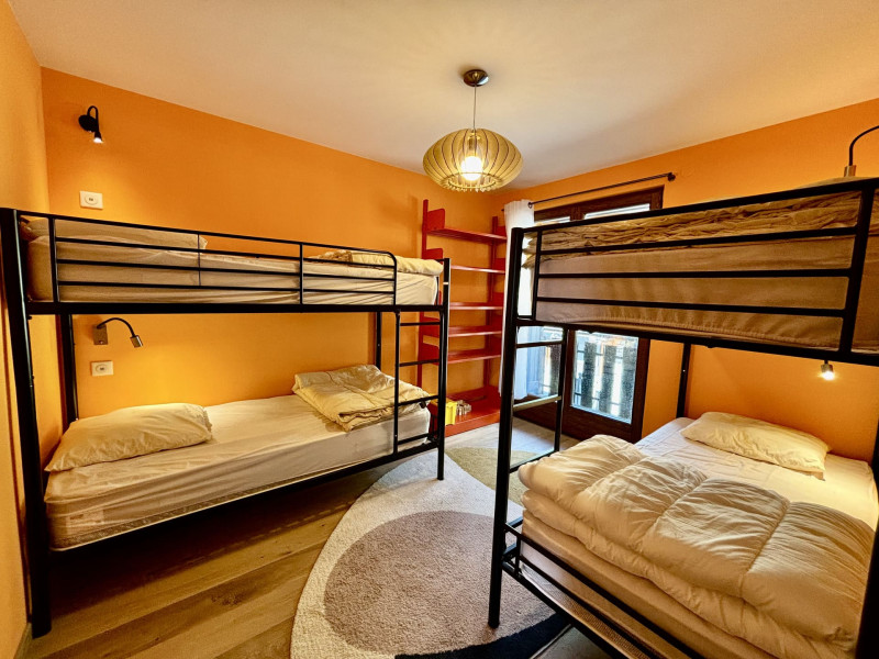 Apartment Residence Les Bartavelles, Chatel, Bedroom bunk beds, Ski equipment rental 74