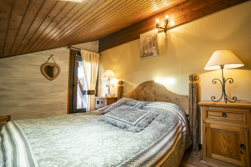 Apartment Vieux Four 03, Bedroom double bed, Châtel Ski holidays