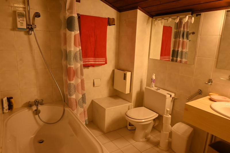 Appartement Yeti 5 51, Salle de bain avec WC, Châtel