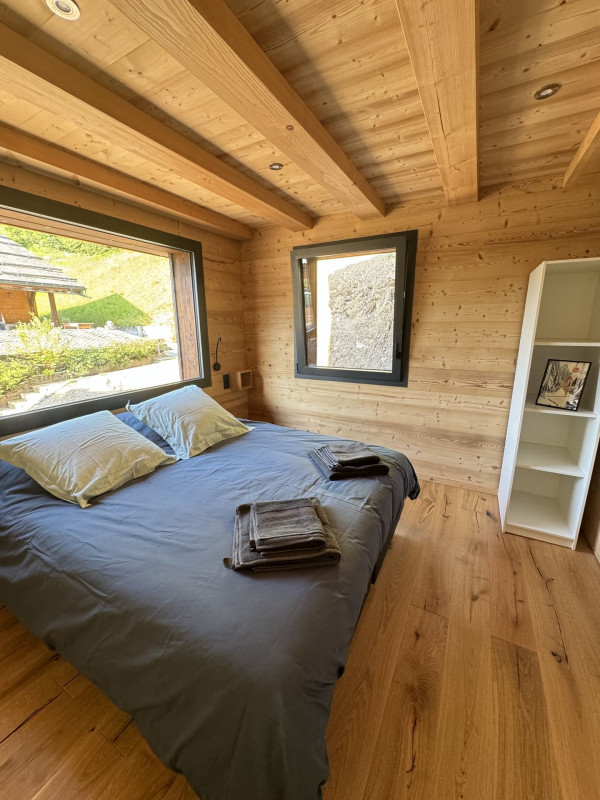 Chalet Bonatti, chambre double avec salle de douche, Châtel Vonnes