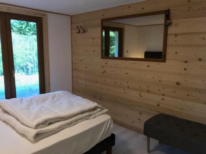 Chalet Ecureuil, sleeps 10, bedroom, Châtel Reservation