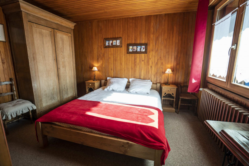Chalet Jacrose, Bedroom double bed, Châtel 74390
