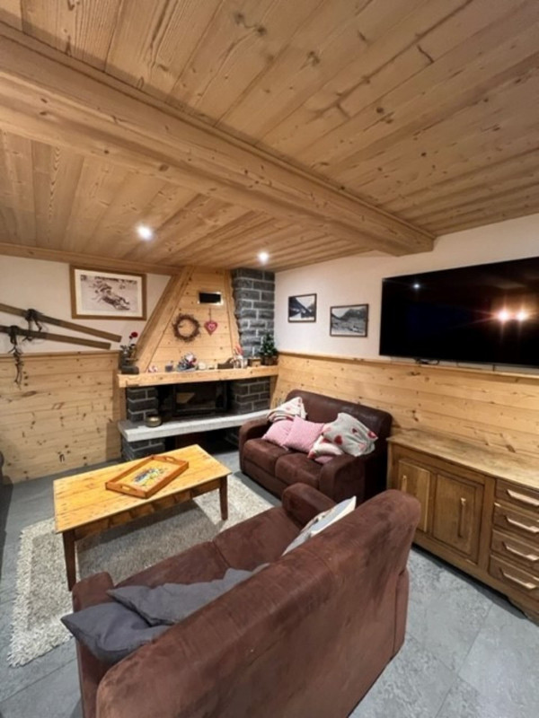 Chalet Jacrose, Living room with fireplace, Châtel Haute-Savoie