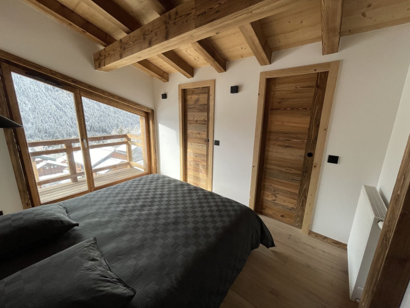 Chalet l'Alpaga, Double bedroom upstairs, Châtel