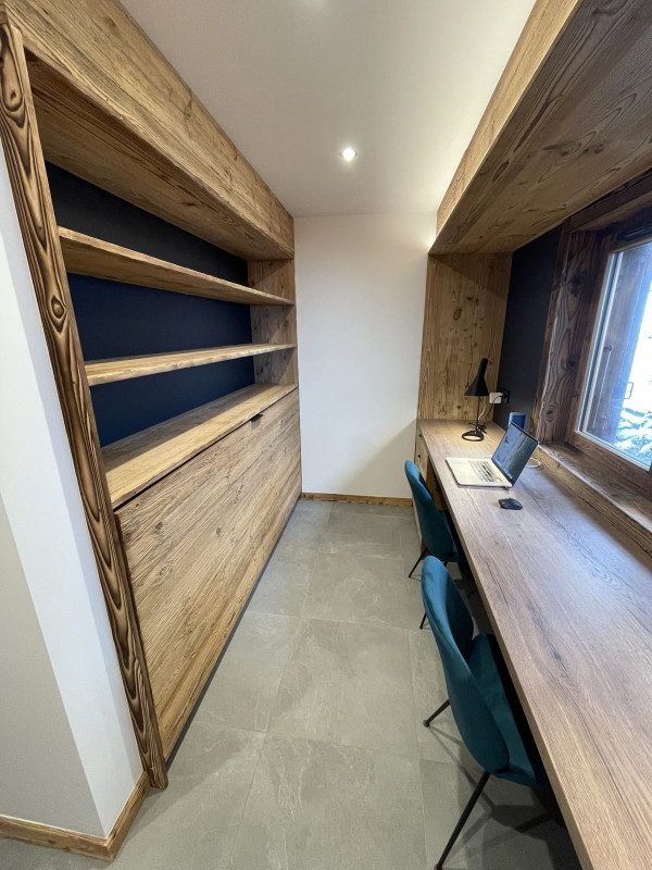 Chalet l'Alpaga, Office area with fold-down bed, Châtel