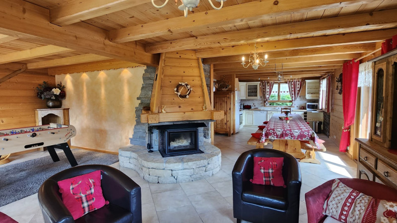 Chalet l'Edelweiss, Living room with fireplace, Châtel Portes du Soleil