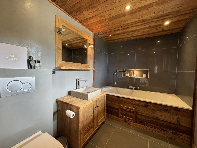 Chalet La Folie for holiday rental in Chatel, bathroom