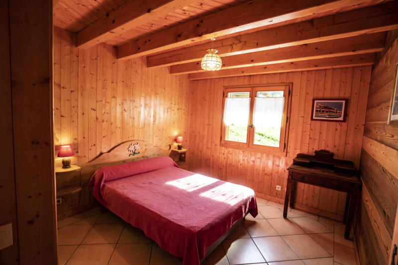 Chalet The Muverant, Bedroom double bed, Châtel French Alps