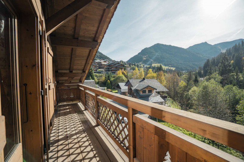 Chalet Le Noisetier, view of Châtel, mountain family holiday
